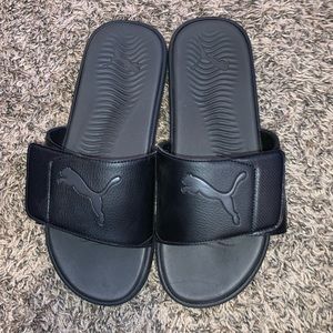 Mens size 12 puma slides